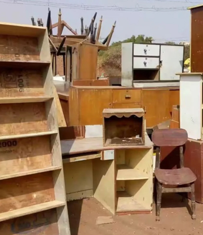 SS Furnitures Buyers used office furniture clearance service